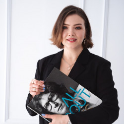 01.Елена Смолкин - персональный стилист для женщин 
