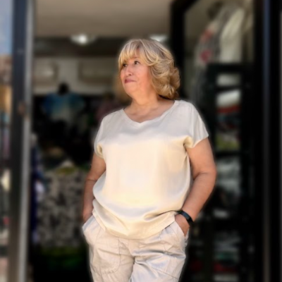 Алла Аверина - женская одежда в Беэр-Шеве: элегантный стиль, комфорт и уверенность каждый день